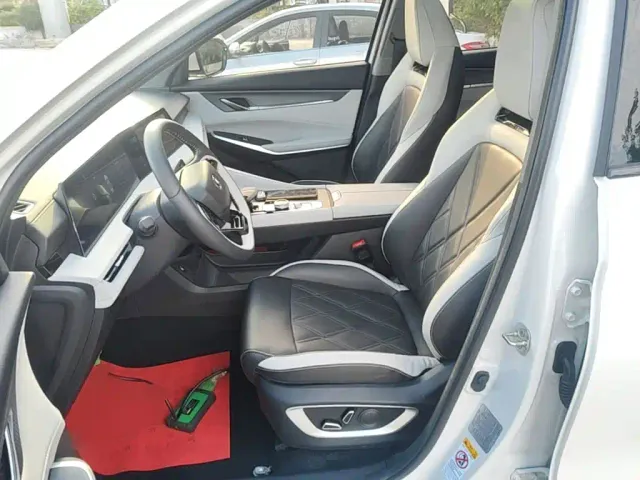 Changan CS75 Plus — Фото автомобиля 14