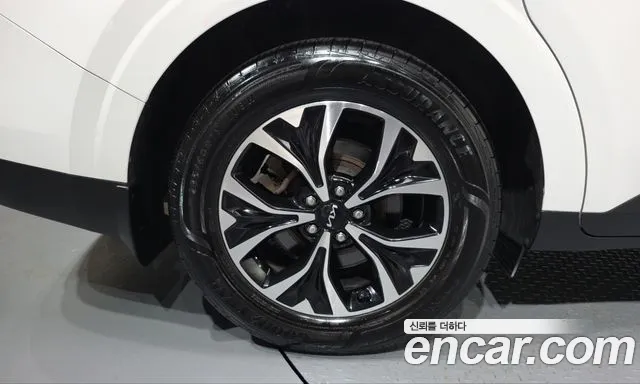 Kia Carnival 4th Gen — Фото автомобиля 5