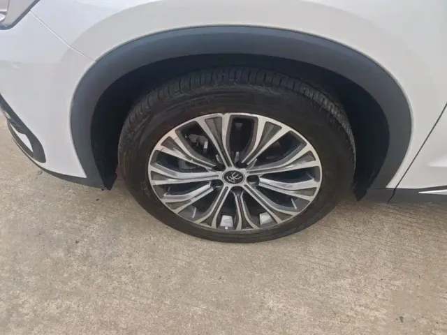 BYD Song Pro — Фото автомобиля 24