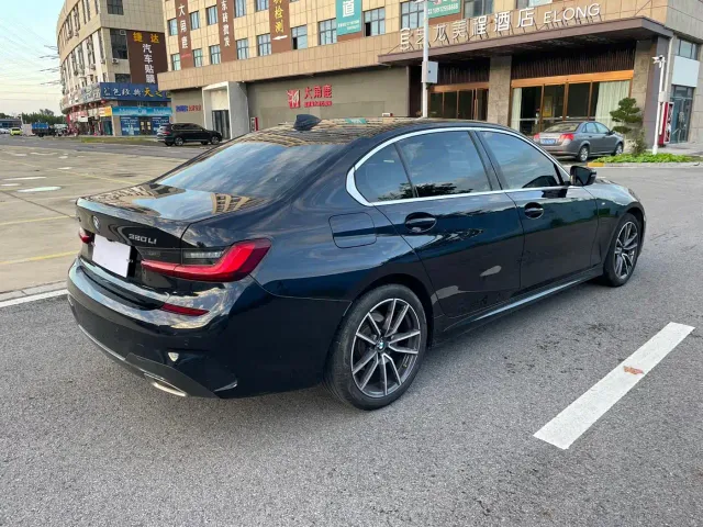 BMW 3 Series — Фото автомобиля 9