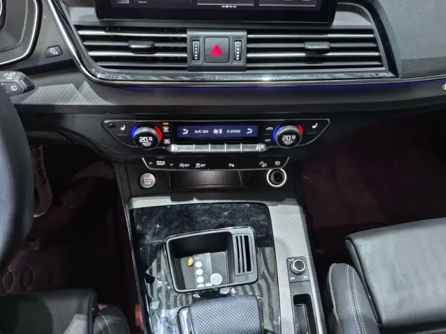 Audi Q5L — Фото автомобиля 7