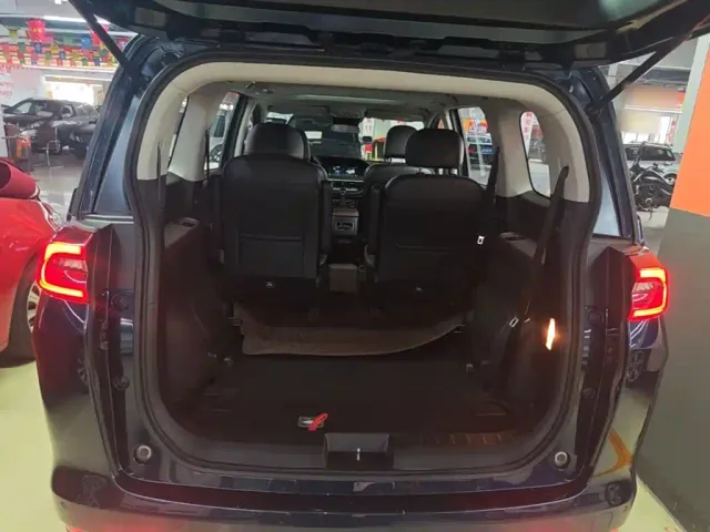 GAC Trumpchi M6 — Фото автомобиля 18