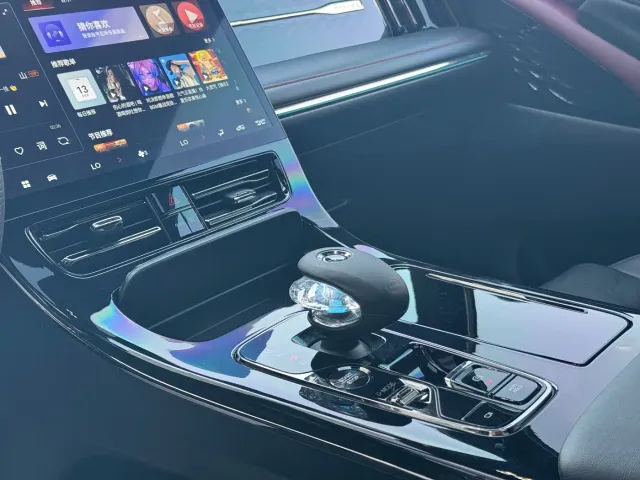 GAC Trumpchi M8 — Фото автомобиля 17