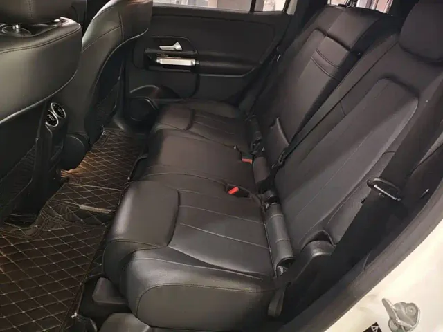 Mercedes-Benz EQB — Фото автомобиля 16