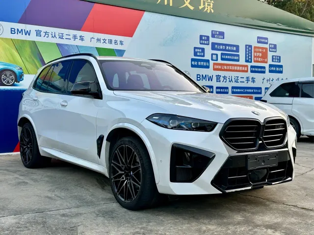 BMW X5 M — Фото автомобиля 3