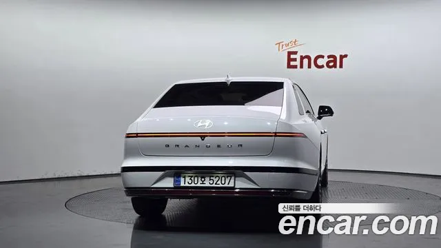Hyundai Grandeur GN7 — Фото автомобиля 4