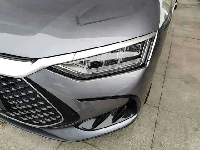 BYD Han — Фото автомобиля 17