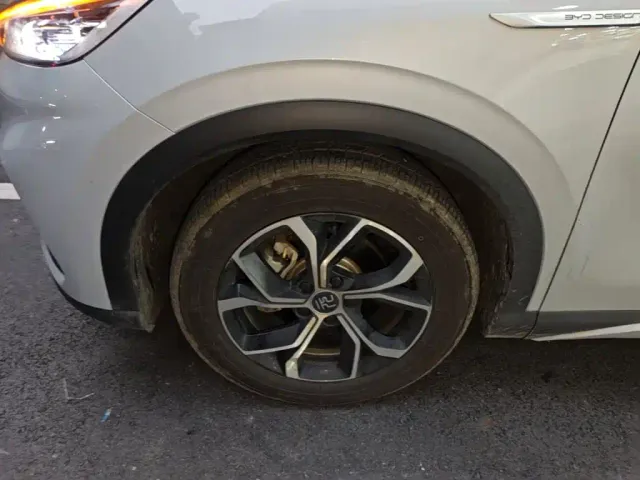 BYD Yuan PLUS — Фото автомобиля 22