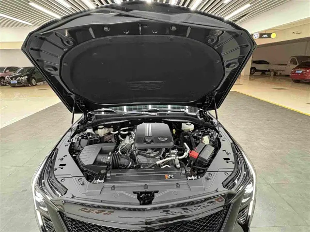 Cadillac CT5 — Фото автомобиля 24