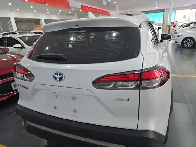 Toyota Frontlander — Фото автомобиля 5