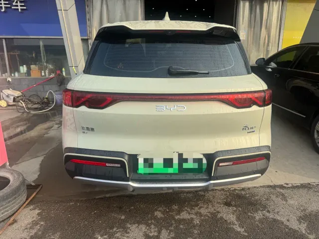 BYD Yuan UP — Фото автомобиля 3