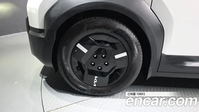 Kia PV5 — Фото автомобиля 5
