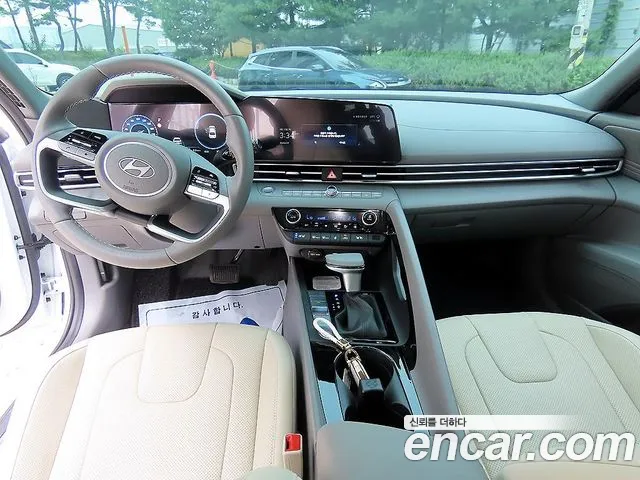 Hyundai AVANTE Новый Avante (CN7) — Фото автомобиля 7