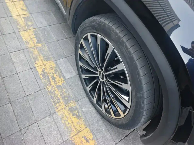 Geely Xingyue L — Фото автомобиля 6