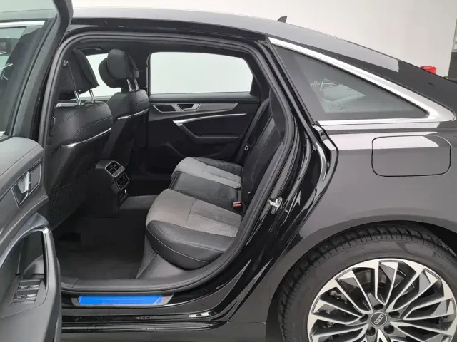 Audi A6L — Фото автомобиля 15