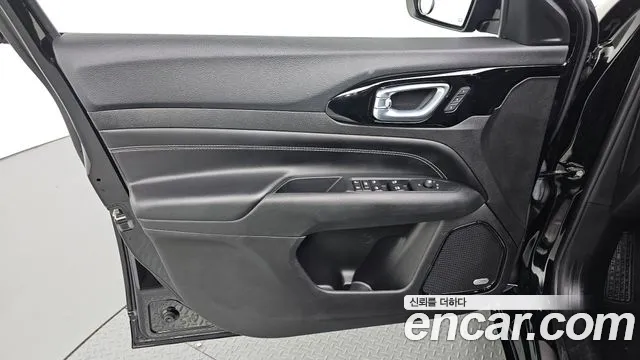 Jeep Compass — Фото автомобиля 13