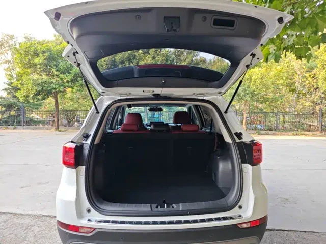 Changan CS75 — Фото автомобиля 18