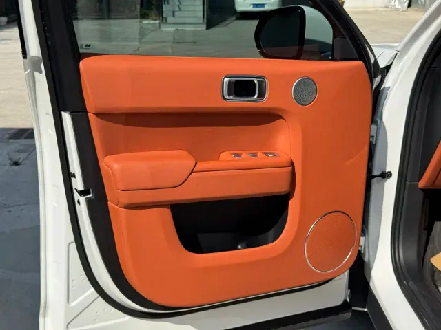 Li Auto L7 — Фото автомобиля 4