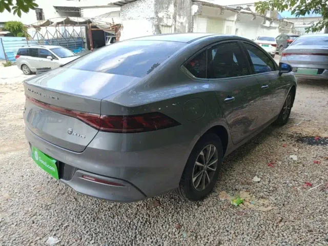 BYD Qin PLUS — Фото автомобиля 6