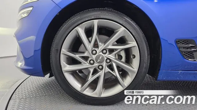 Genesis G70 New — Фото автомобиля 5