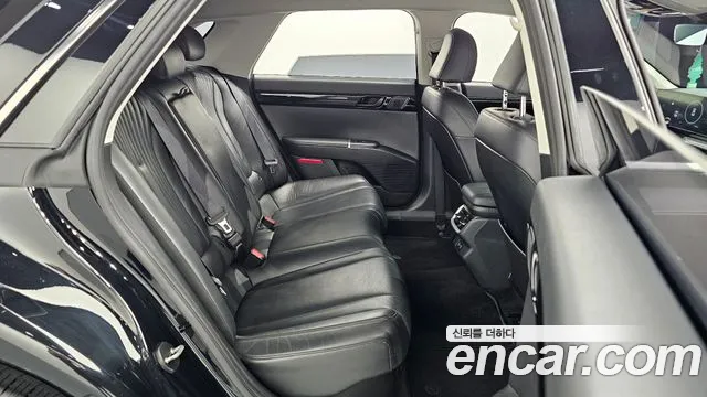 Hyundai Grandeur GN7 — Фото автомобиля 11