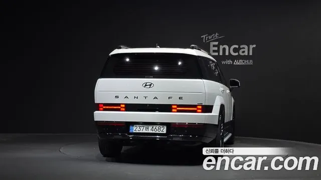 Hyundai Santa Fe — Фото автомобиля 4