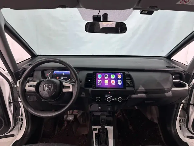 Honda Fit — Фото автомобиля 6