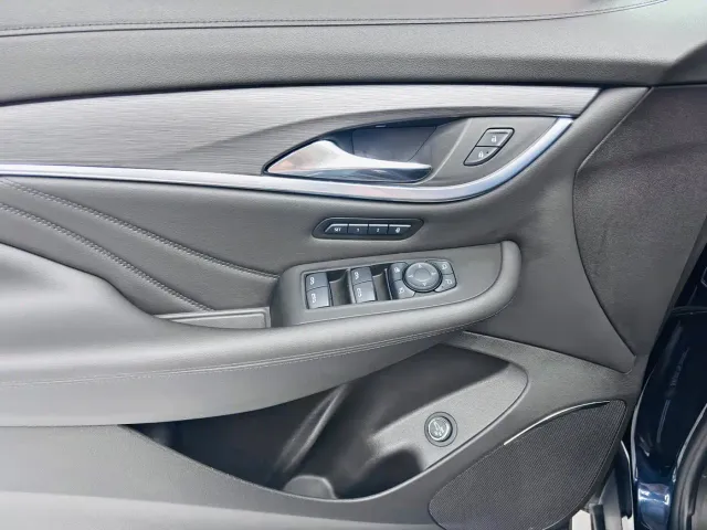 Buick Enclave — Фото автомобиля 13