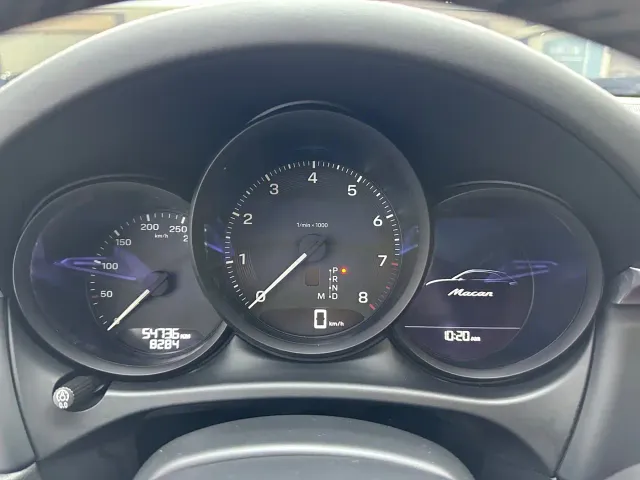 Porsche Macan — Фото автомобиля 16
