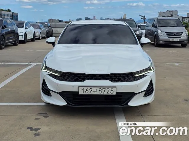 Kia K5 Generation 3 — Фото автомобиля 2