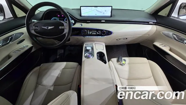 Genesis GV70 — Фото автомобиля 10