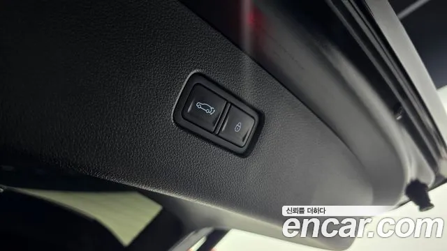 Genesis GV80 — Фото автомобиля 24