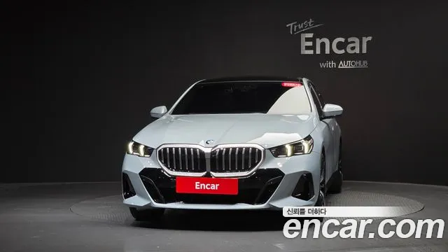 BMW 5-Series 5 серия (G60) 530i xDrive M Sport — Фото автомобиля 2