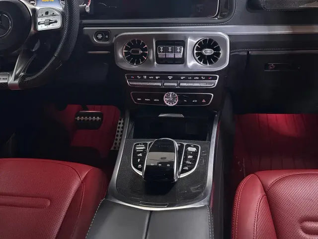 Mercedes-Benz G-Class — Фото автомобиля 16