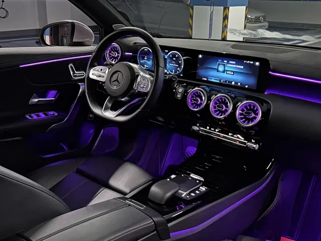 Mercedes-Benz A-Class — Фото автомобиля 11