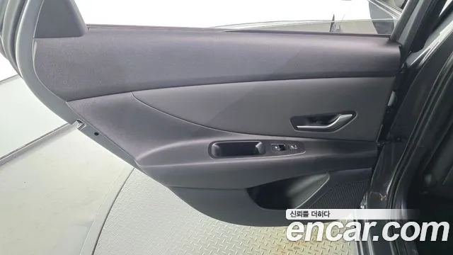 Hyundai Avante — Фото автомобиля 14