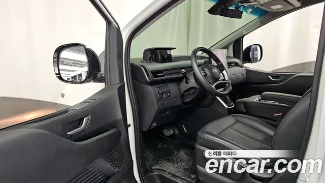 Hyundai Staria — Фото автомобиля 10