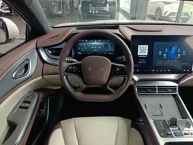 BYD Seal 07 DM-i — Фото автомобиля 10