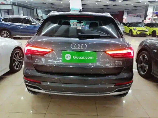 Audi Q3 — Фото автомобиля 3