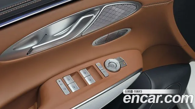 Genesis GV70 2.5T Бензин AWD — Фото автомобиля 19