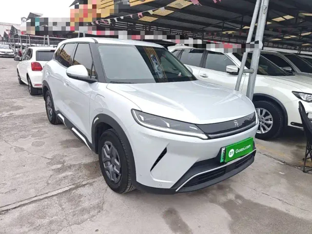 BYD Yuan UP — Фото автомобиля 3