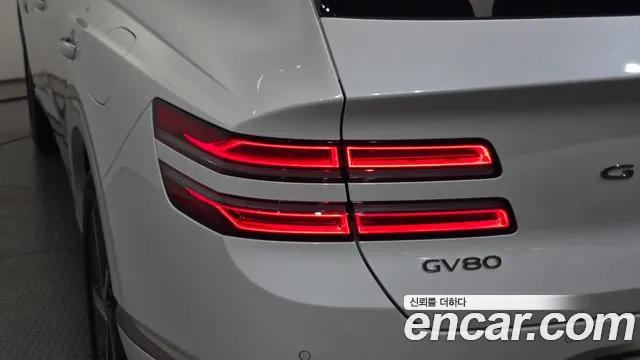 Genesis GV80 — Фото автомобиля 8