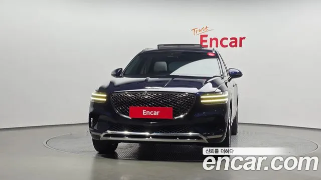 Genesis GV70 — Фото автомобиля 3