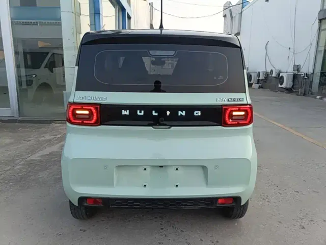 Wuling Hongguang Mini EV — Фото автомобиля 5