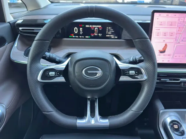 GAC Trumpchi E8 — Фото автомобиля 7