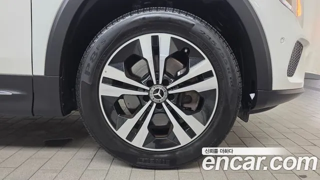 Mercedes-Benz GLB-Class X247 — Фото автомобиля 5
