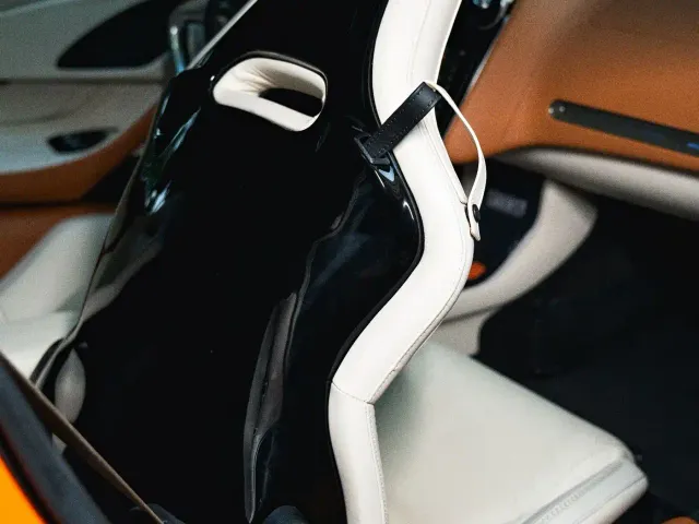 McLaren GT — Фото автомобиля 16