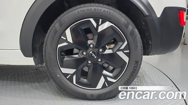Kia Niro New — Фото автомобиля 6