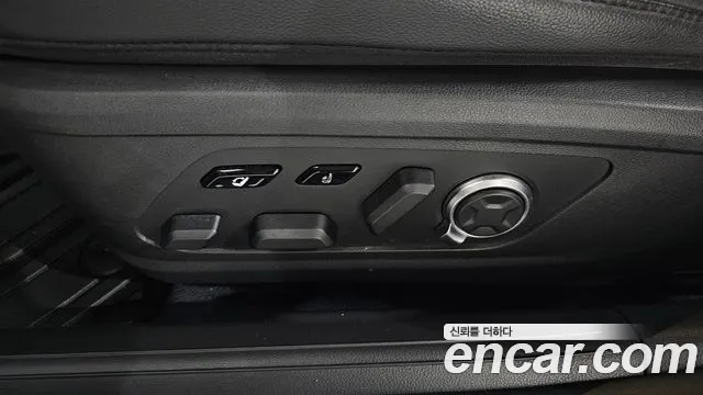 Hyundai Grandeur Grandeur (GN7) 3.5 LPG 2WD (Такси) — Фото автомобиля 27