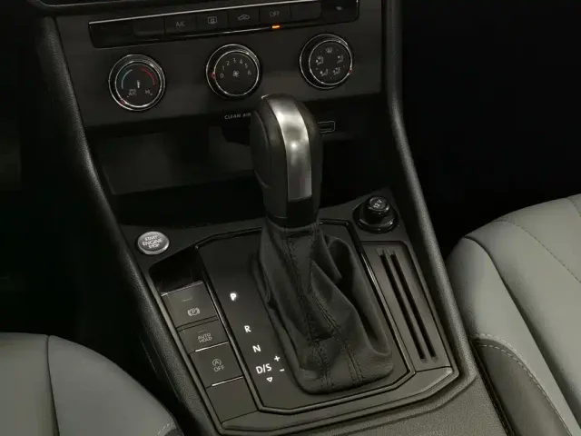 Volkswagen Lavida 2024 Model 1.5L Automatic Starlight 5 Million Edition — Фото автомобиля 13